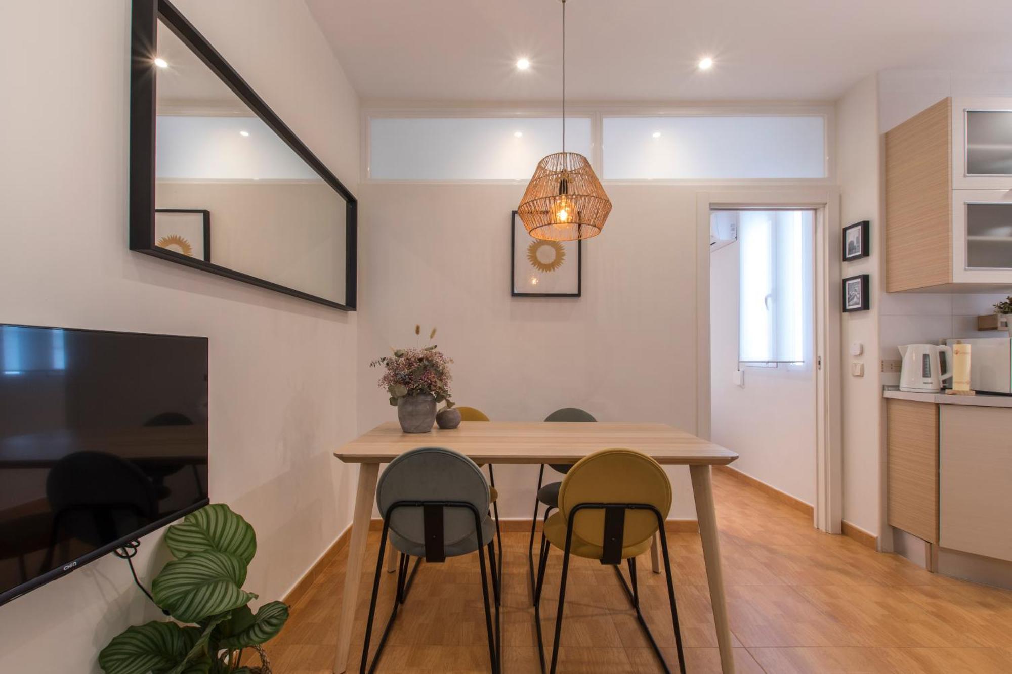 Fee4Me. Elegant Flat A Few Minutes From Atocha. Apartment Мадрид Екстериор снимка