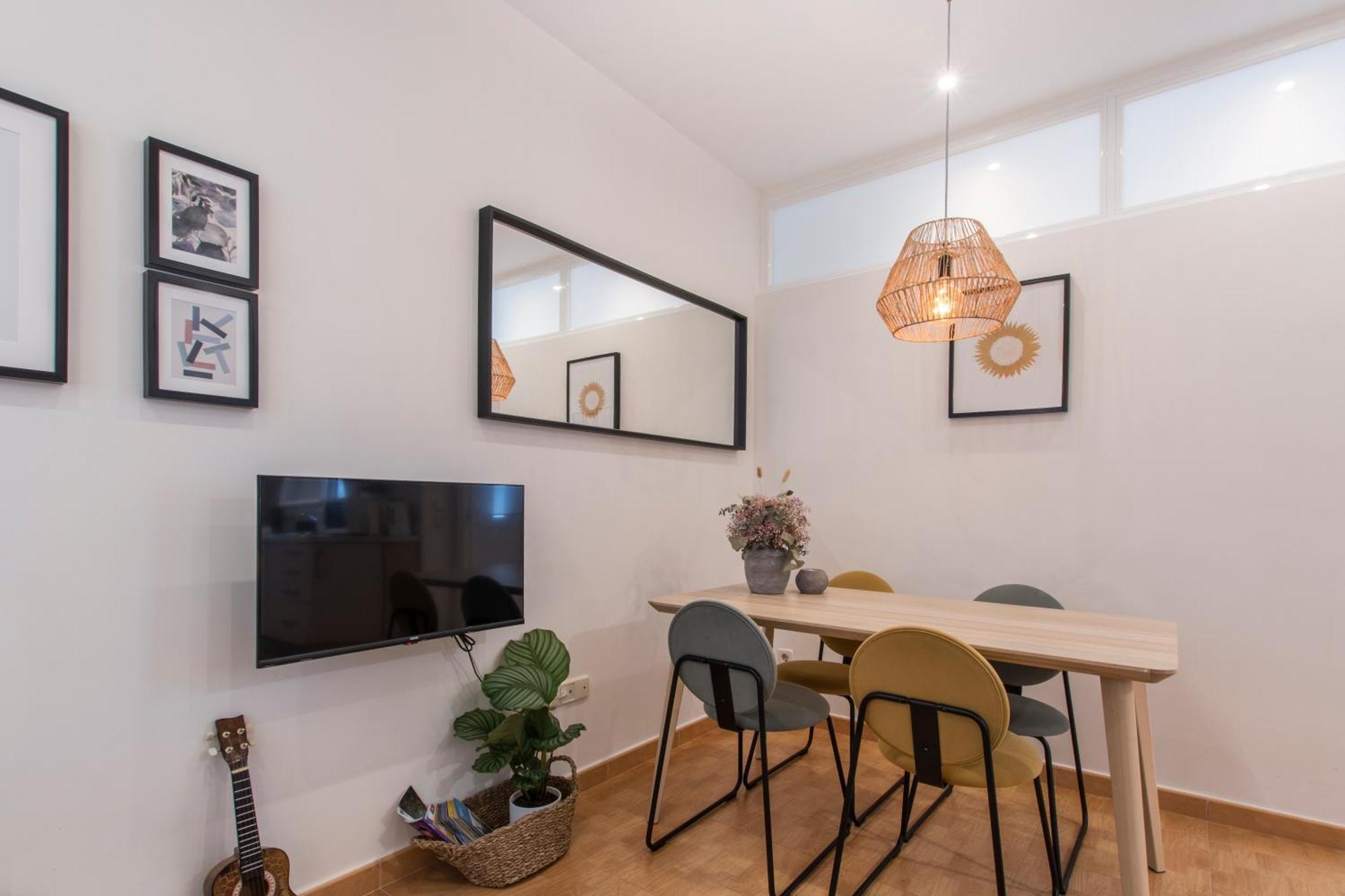 Fee4Me. Elegant Flat A Few Minutes From Atocha. Apartment Мадрид Екстериор снимка