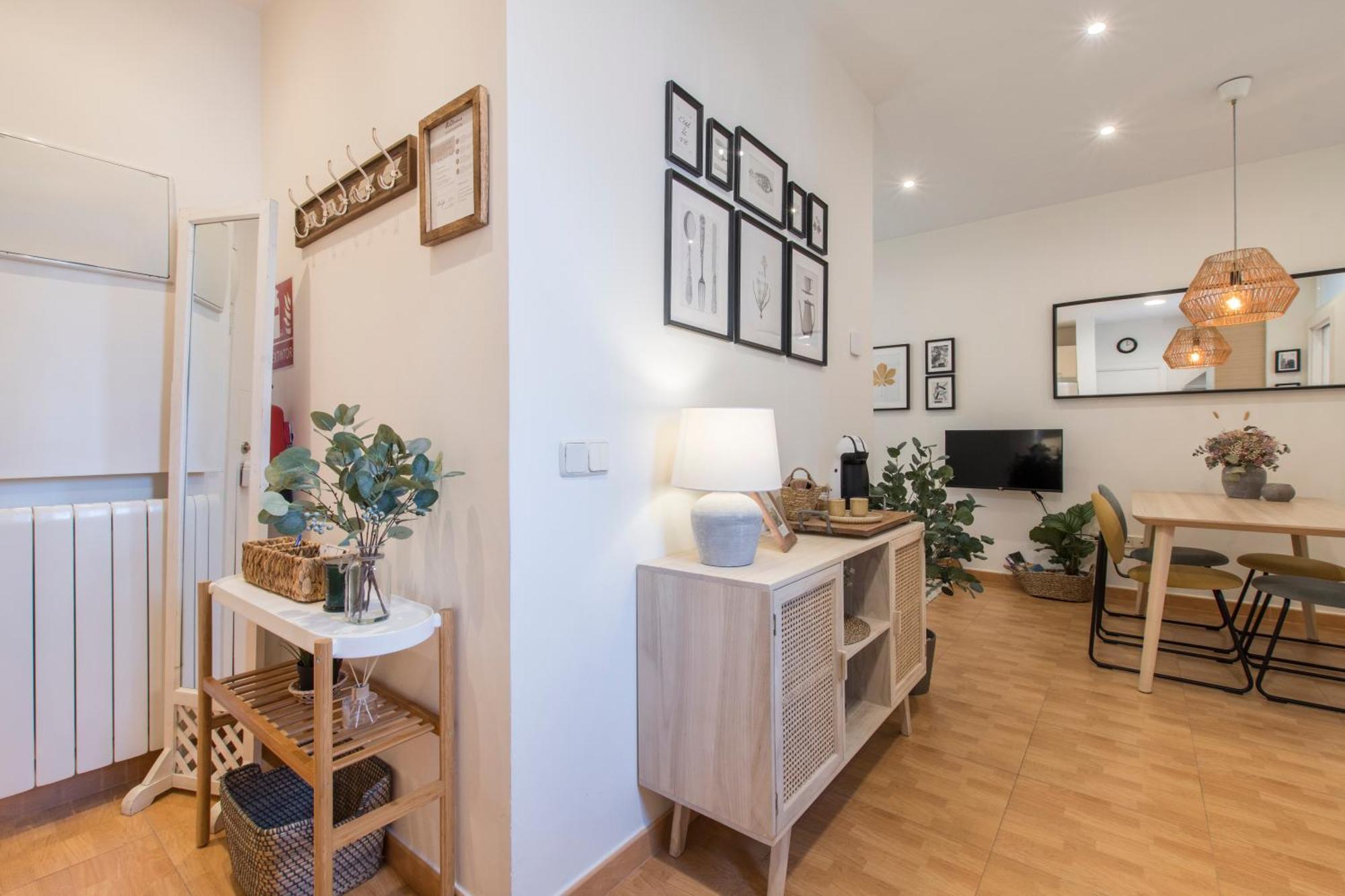 Fee4Me. Elegant Flat A Few Minutes From Atocha. Apartment Мадрид Екстериор снимка